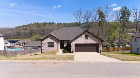 18 Jovi Ln, Batesville, AR 72501