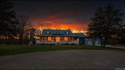 1351 Cedar Ln, West Plains, MO 65775