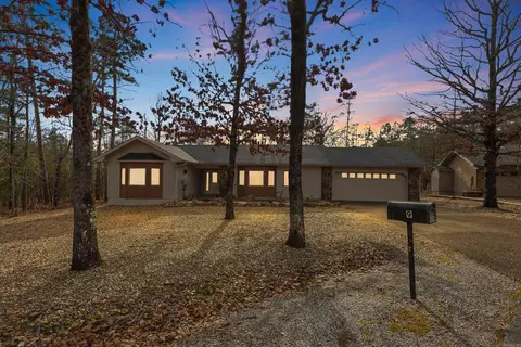 9 Huesca Ln, Hot Springs Village, AR 71909
