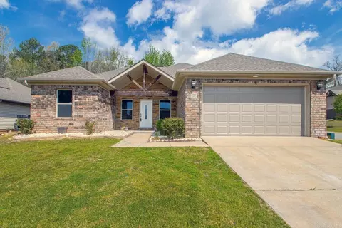 1100 Fox Chase, Bryant, AR 72022
