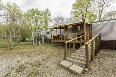 63 S 3rd St, Ravenden, AR 72459