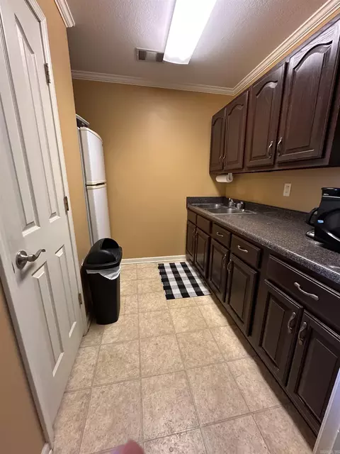 Kitchen - 1242 St Augustine Blvd, Trumann, AR 72472 photo 3 of 3