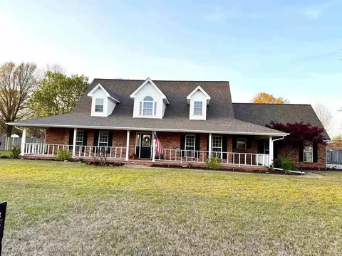 1242 St Augustine Blvd, Trumann, AR 72472