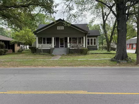 1011 S Main St, Stuttgart, AR 72160