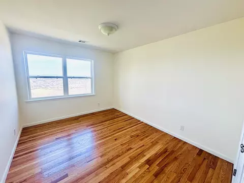 Bedroom - 233 S Mountain Rd, Marshall, AR 72650 photo 1 of 10