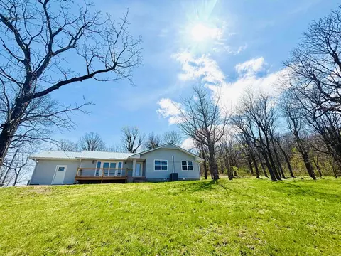 Exterior - 233 S Mountain Rd, Marshall, AR 72650 photo 5 of 9