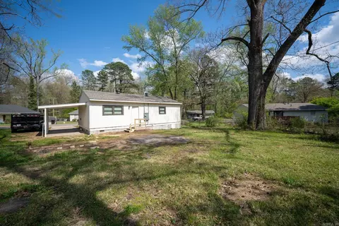 906 Edgehill, Benton, AR 72015 photo 25