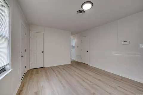 906 Edgehill, Benton, AR 72015 photo 4