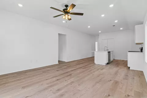 802 Gussy Ln, Benton, AR 72019 photo 16