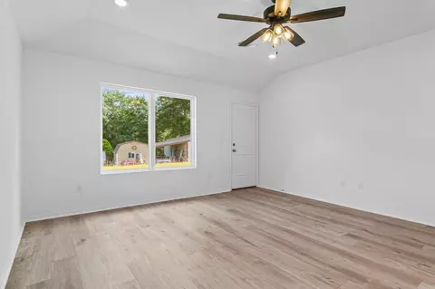 802 Gussy Ln, Benton, AR 72019 photo 13