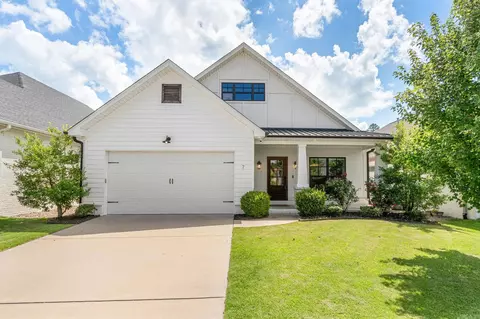 7 Crosswood Ct, Little Rock, AR 72223
