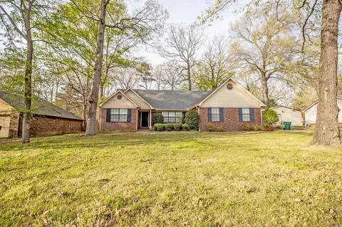 2314 Raintree Dr, Bryant, AR 72022