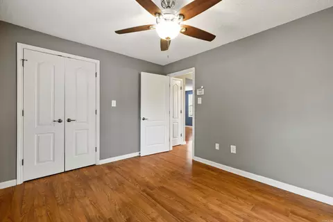 Bedroom - 419 Pearson St, Benton, AR 72015 photo 4 of 6