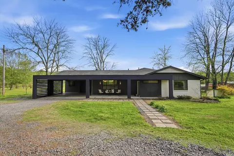 227 Friendship Rd, Conway, AR 72032