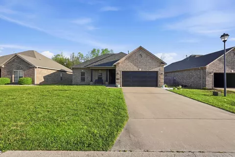 Exterior - 23 Oak Tree Cir, Conway, AR 72032 photo 2 of 6