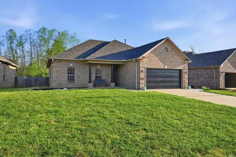 23 Oak Tree Cir, Conway, AR 72032