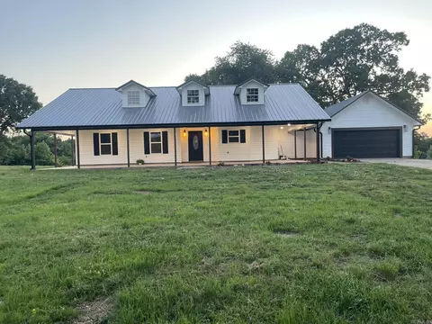 4109 W Creek Rd, Ozark, AR 72949