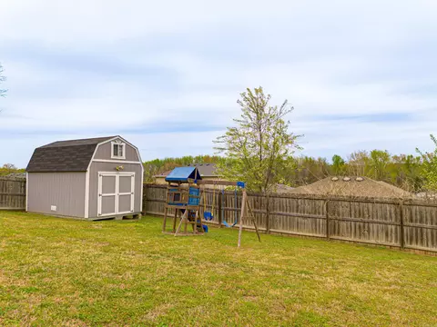 Exterior - 2060 Shadow Falls Dr, Conway, AR 72032 photo 3 of 3