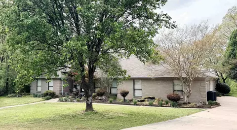 Exterior - 912 Nottingham Ct, Benton, AR 72019 photo 2 of 6