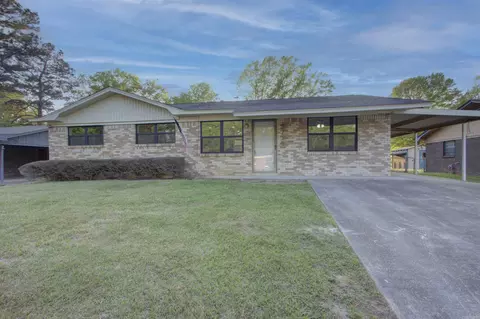 3715 Forestwood, Texarkana, AR 71854