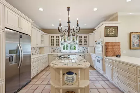 Kitchen - 343 Pippinpost Dr, Conway, AR 72034 photo 3 of 6
