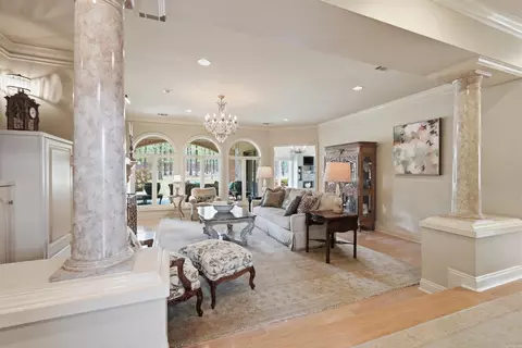Living - 343 Pippinpost Dr, Conway, AR 72034 photo 1 of 10