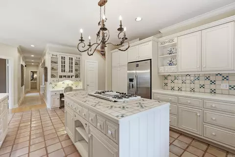 Kitchen - 343 Pippinpost Dr, Conway, AR 72034 photo 5 of 6