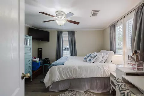 Bedroom - 604 Denton St, Benton, AR 72015 photo 3 of 3
