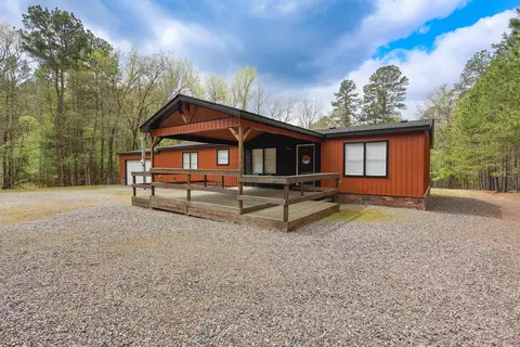 8 Fox Den Trl, Mount Ida, AR 71957