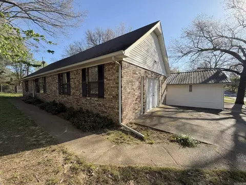 3015 Debra St, Batesville, AR 72501