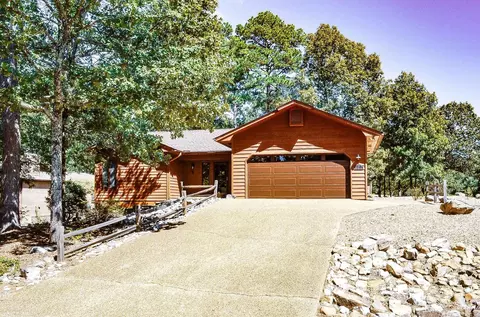 1 Las Navas Ln, Hot Springs Village, AR 71909