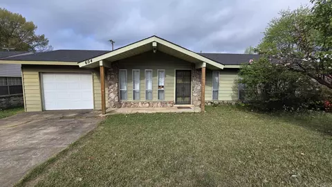 604 N James St, Jacksonville, AR 72076