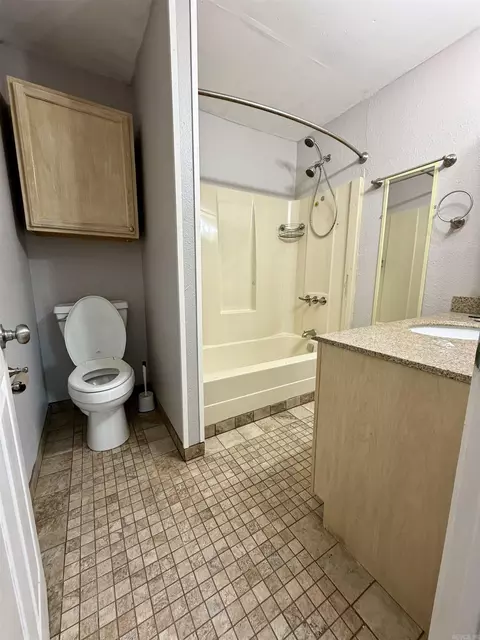 Bath - 810 Main St, Pangburn, AR 72121 photo 2 of 2