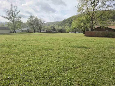 000 Maple Dr, Mountain View, AR 72560 photo 2