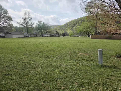 000 Maple Dr, Mountain View, AR 72560 photo 5
