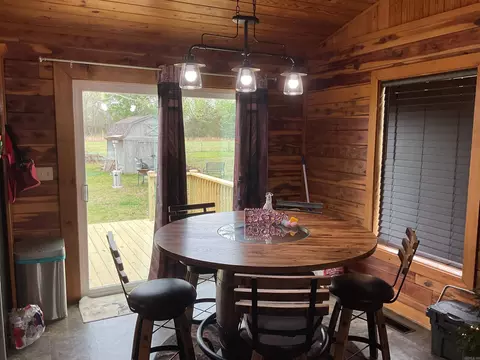 Dining - 118 Cedar Valley Dr, El Paso, AR 72045 photo 1 of 1