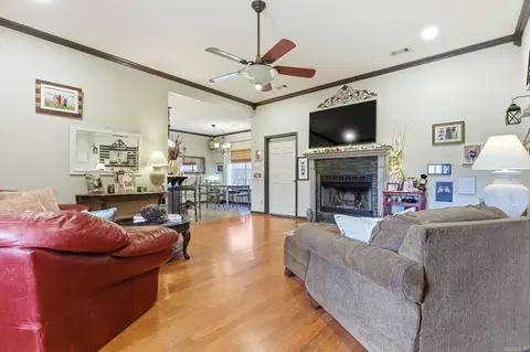 Living - 114 Mildred Ln, Beebe, AR 72012 photo 1 of 1