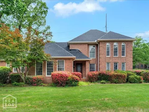 2005 Catharine Dr, Jonesboro, AR 72401