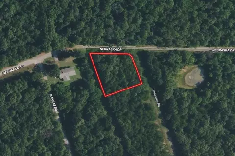 1001 S Tennessee Rd, Horseshoe Bend, AR 72512