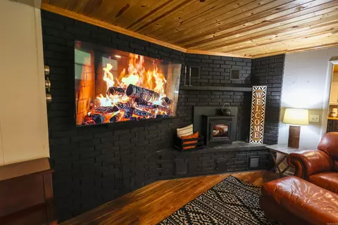 Living - 92 Cinnamon Ln, Mount Ida, AR 71957 photo 5 of 7