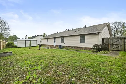 Exterior - 1017 Highland Blvd, Cabot, AR 72023 photo 3 of 5