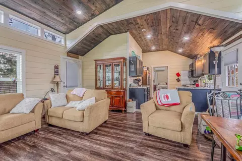 Living - 10 Ole Taylor Cv, Cabot, AR 72023 photo 4 of 4