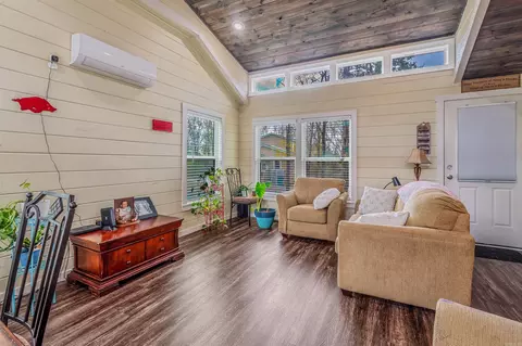 Living - 10 Ole Taylor Cv, Cabot, AR 72023 photo 3 of 4
