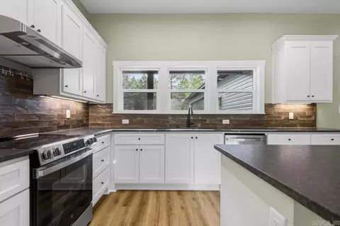 Kitchen - 14930 Janet Ln, Mabelvale, AR 72103 photo 3 of 3