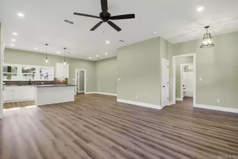 Living - 14930 Janet Ln, Mabelvale, AR 72103 photo 6 of 6