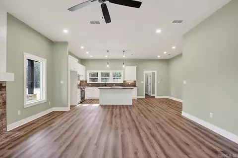 Living - 14930 Janet Ln, Mabelvale, AR 72103 photo 3 of 6