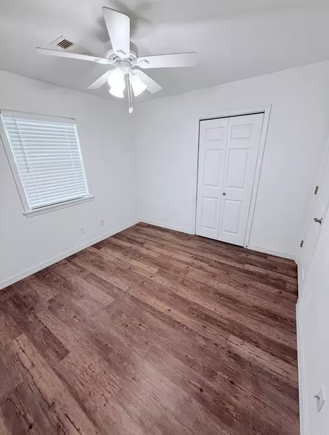 Bedroom - 2421 Hwy 95 E, Clinton, AR 72031 photo 2 of 2
