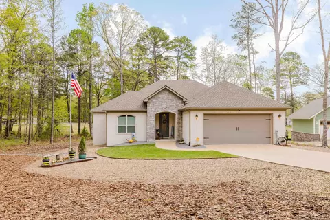 52 Sergio Dr, Hot Springs Village, AR 71909