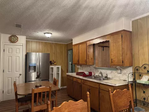 Kitchen - 4308 W 17th, Pine Bluff, AR 71603 photo 1 of 2
