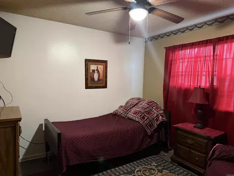 Bedroom - 4308 W 17th, Pine Bluff, AR 71603 photo 2 of 2